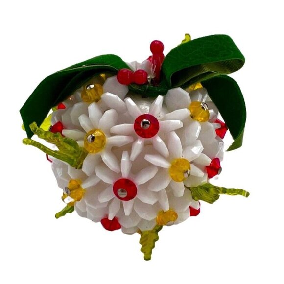 Vintage Bead Christmas Wreath Ornament Set With Garland & Bell Accents - Picture 6 of 12